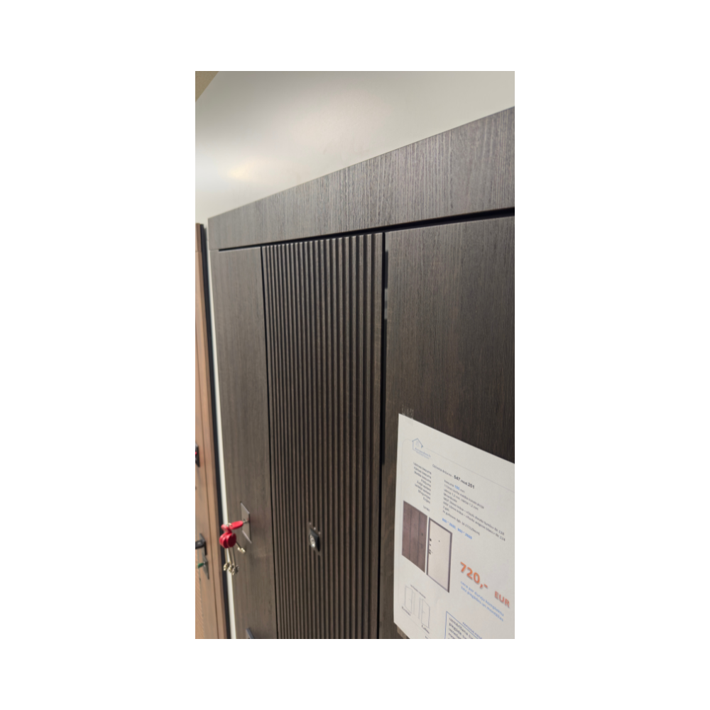 ULTRA modelis 547/251